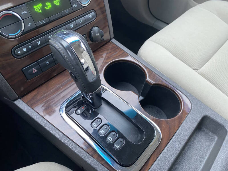 2008 Ford Taurus SEL