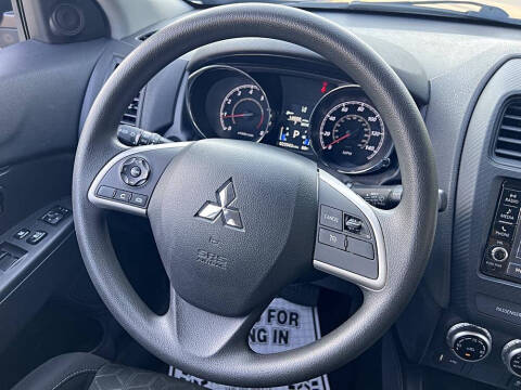 2023 Mitsubishi Outlander Sport