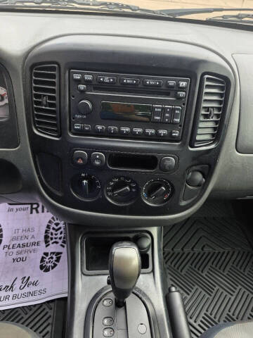 2006 Ford Escape XLS
