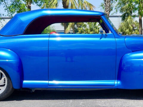 1948 Ford Super Deluxe