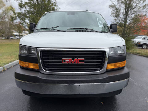 2025 GMC Savana LT 3500