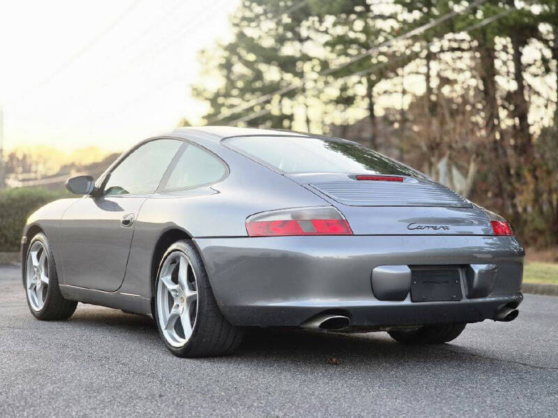 2003 Porsche 911 Carrera