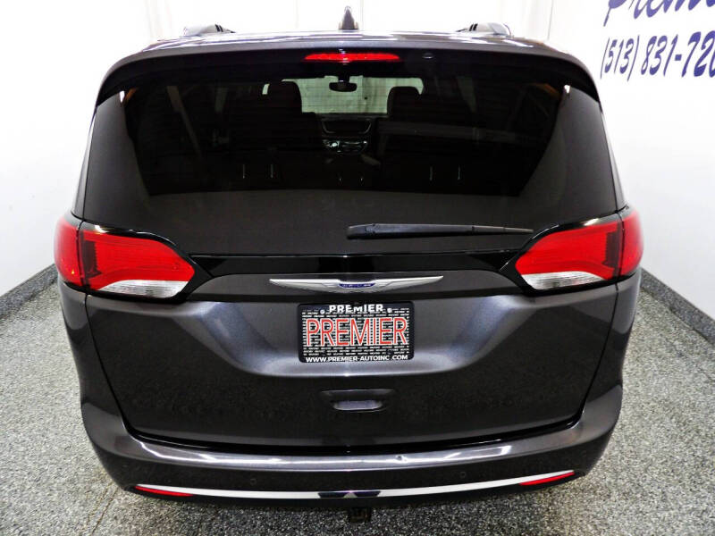 2019 Chrysler Pacifica Touring L