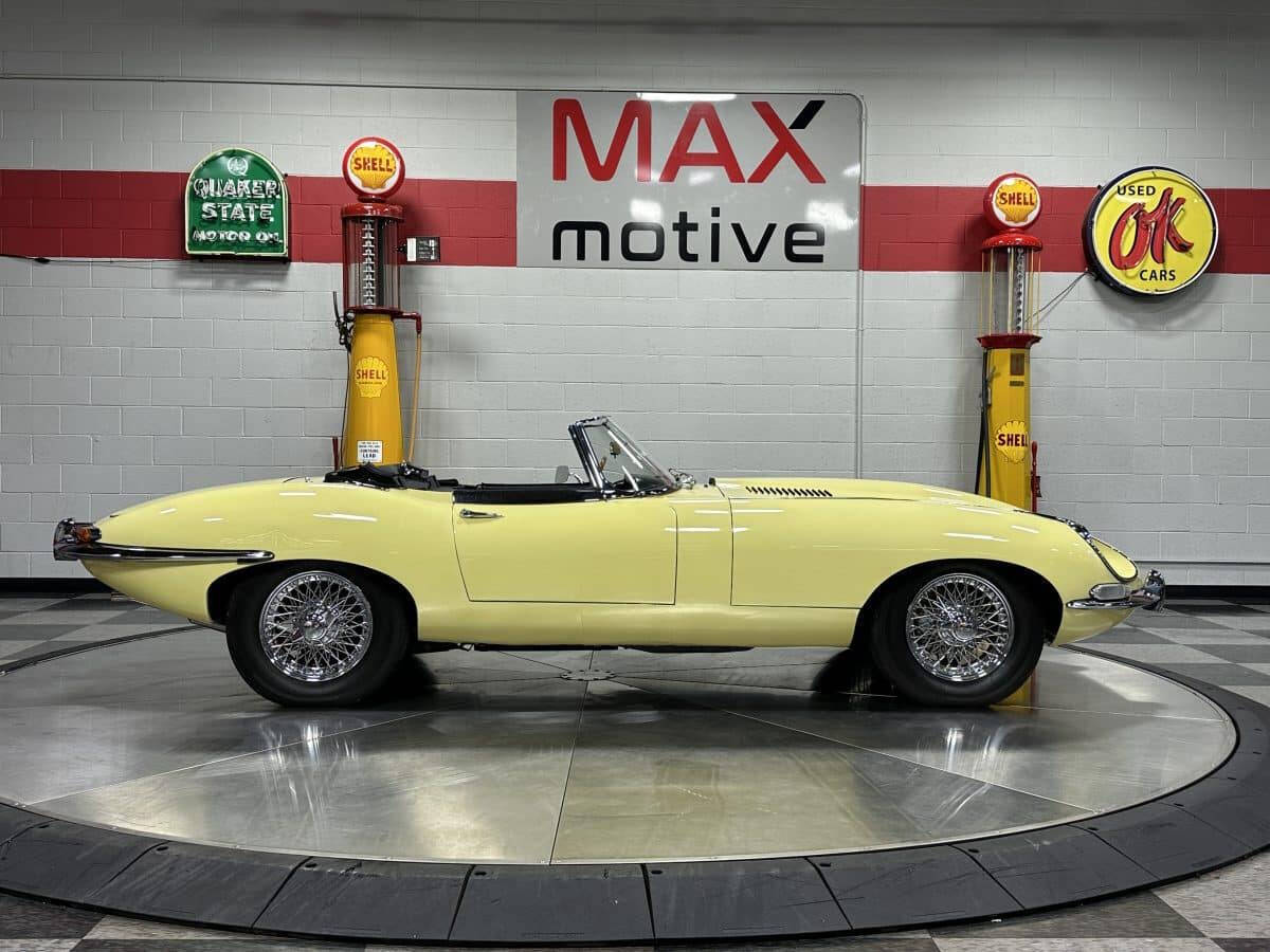 1968 Jaguar E-Type 8