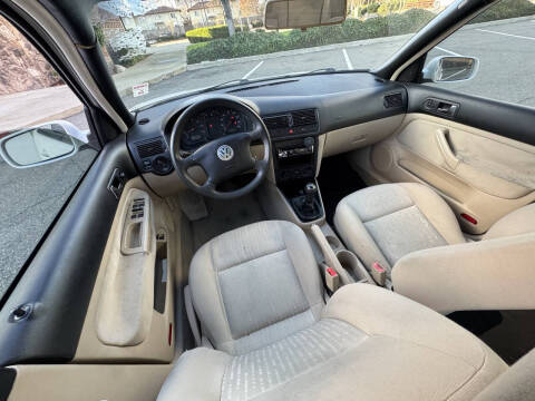 2004 Volkswagen Golf GL