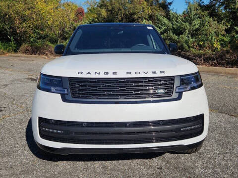 2025 Land Rover Range Rover P530 SE LWB