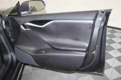 2015 Tesla Model S