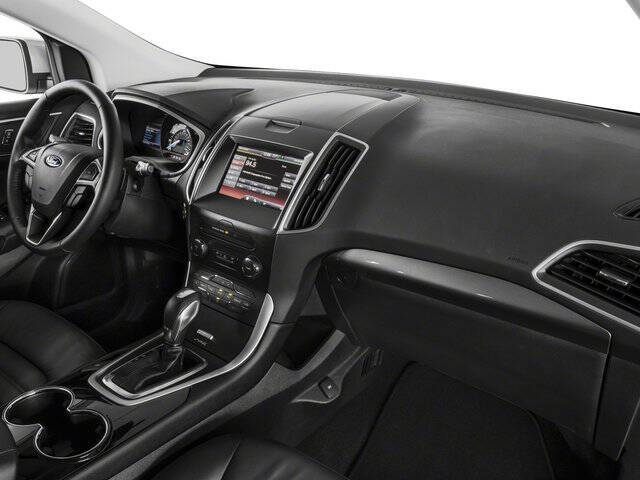 2018 Ford Edge SE