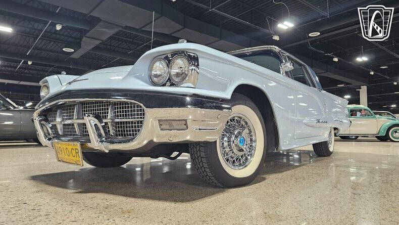 1960 Ford Thunderbird