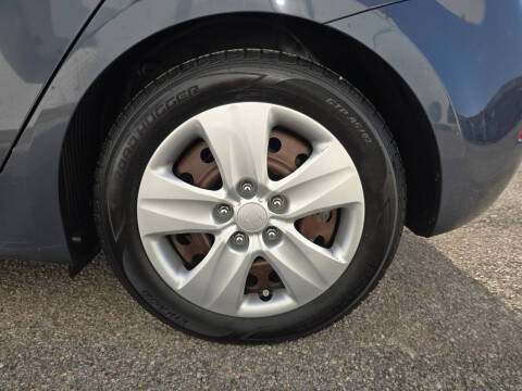 2016 Kia Forte5 LX