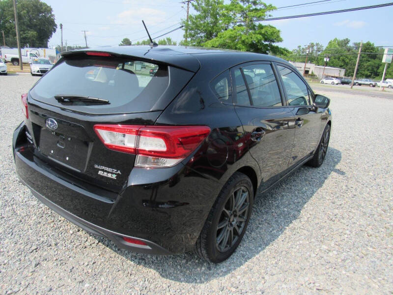 2017 Subaru Impreza 2.0i