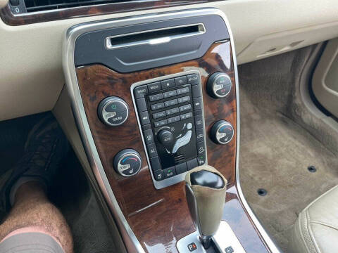 2012 Volvo XC70