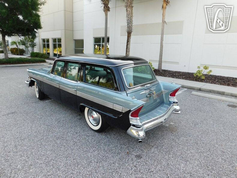 1957 Packard Clipper