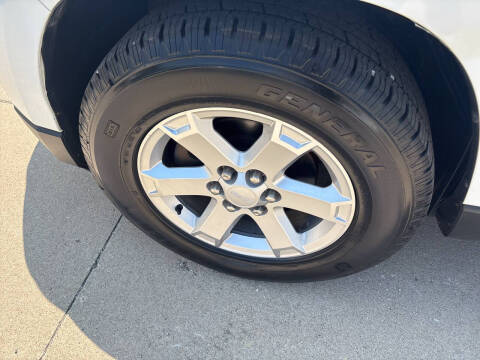 2016 GMC Acadia SLE-2