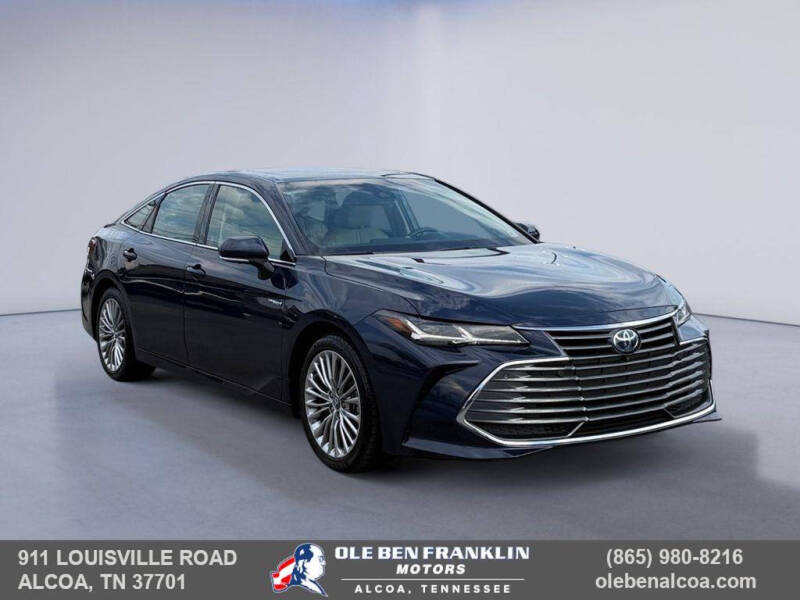 2020 Toyota Avalon Limited's photo
