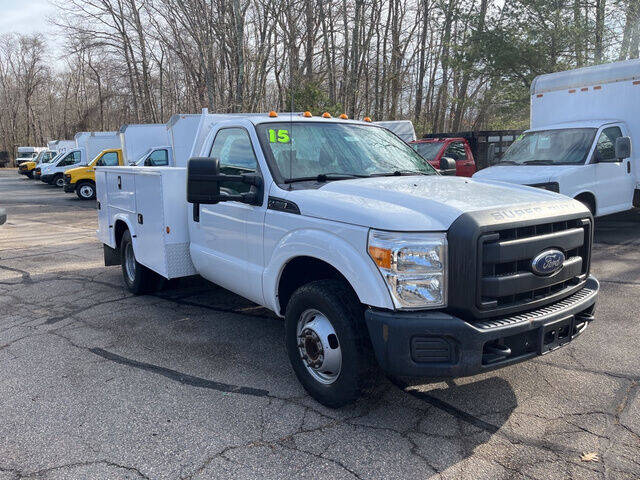 2015 Ford F-350 Super Duty for sale at Auto Towne in Abington MA