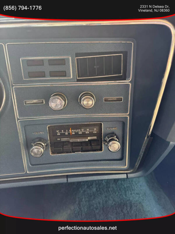 1976 Ford Thunderbird 2D Hardtop