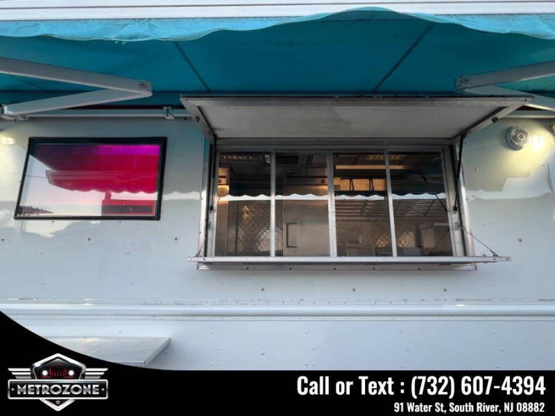 2013 Ford Stripped Chassis