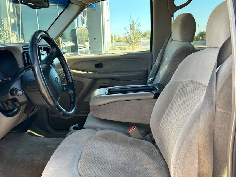 2002 Chevrolet Silverado 3500 LS