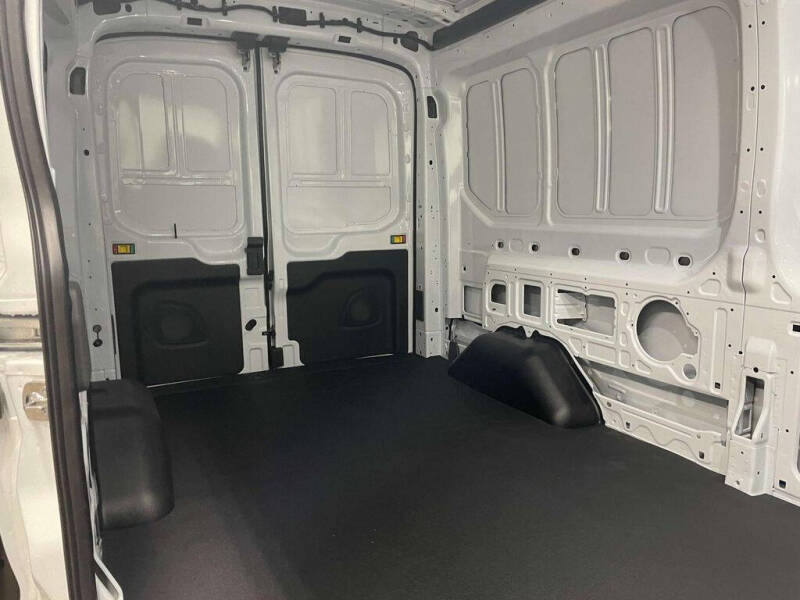 2025 Ford Transit 250