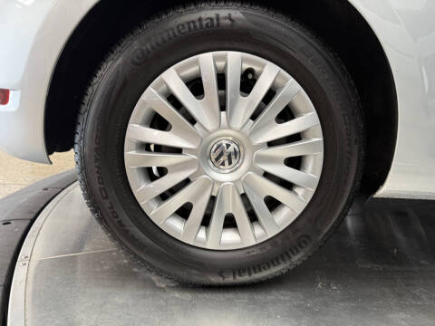 2012 Volkswagen Golf 2.5L PZEV