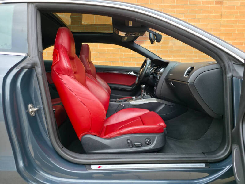 2008 Audi S5 quattro