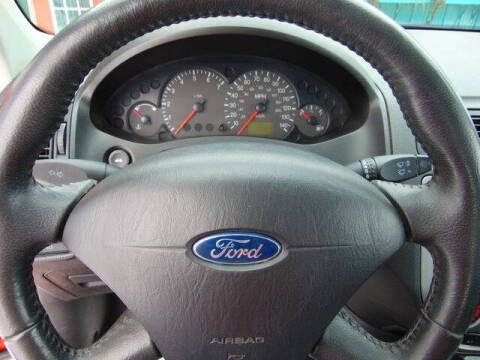 2005 Ford Focus ZX3 SE