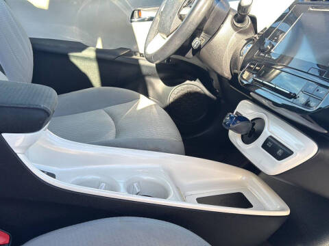 2018 Toyota Prius Three