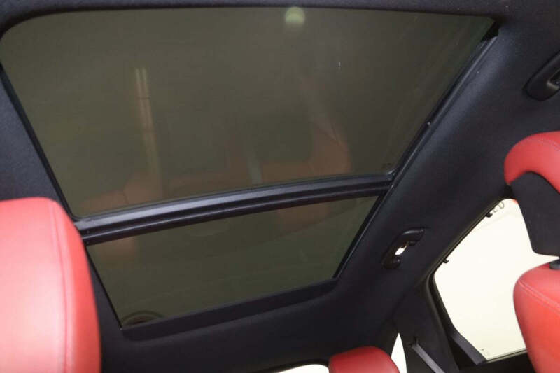 2023 Genesis GV70 2.5T Standard