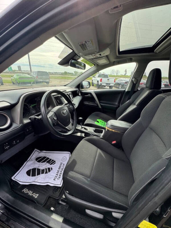 2017 Toyota RAV4 XLE