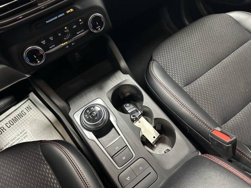 2025 Ford Escape ST-Line