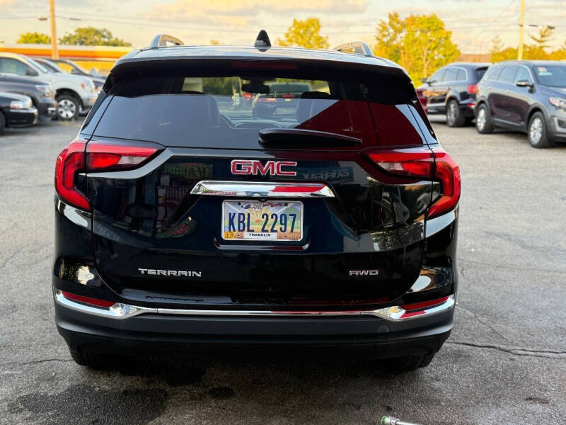 2021 GMC Terrain SLT