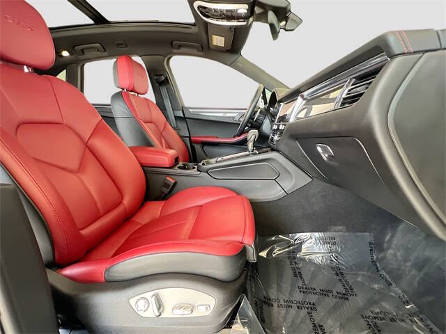 2023 Porsche Macan GTS