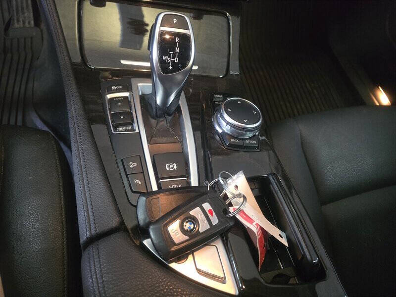 2016 BMW 5 Series 528i xDrive