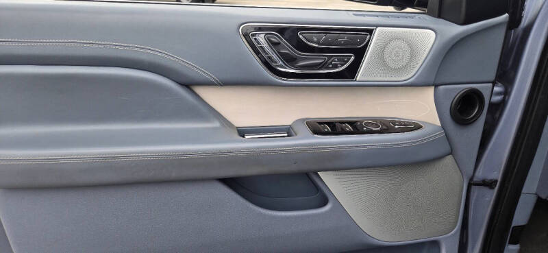 2020 Lincoln Navigator Black Label