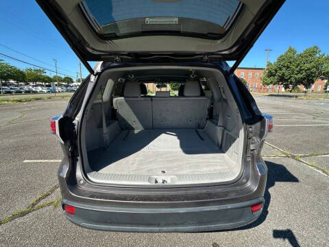 2015 Toyota Highlander LE Plus