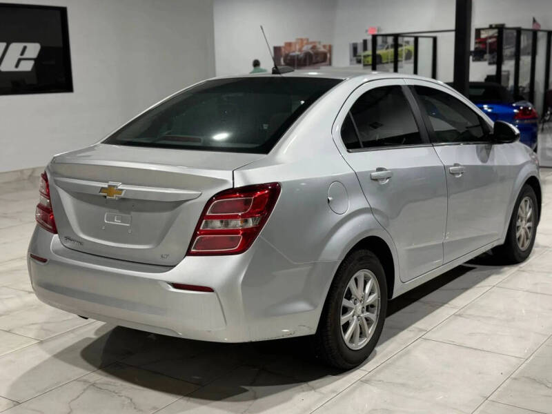 2020 Chevrolet Sonic LT