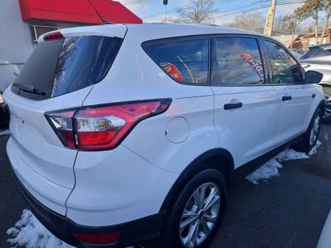 2018 Ford Escape S