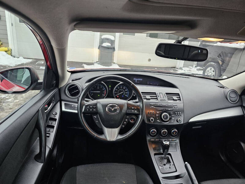 2013 Mazda MAZDA3 i Touring