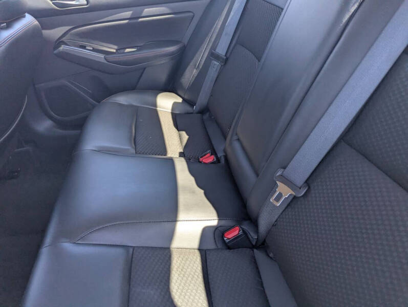 2025 Nissan Altima 2.5 SR