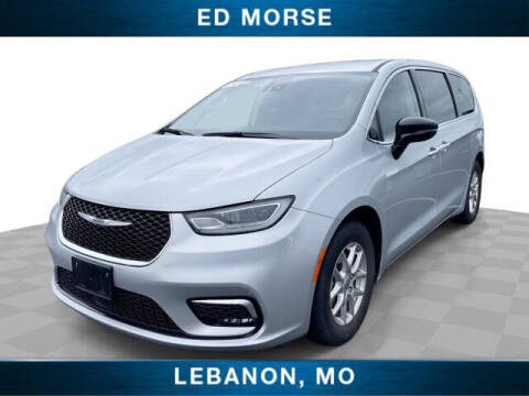 2024 Chrysler Pacifica Touring L Photo