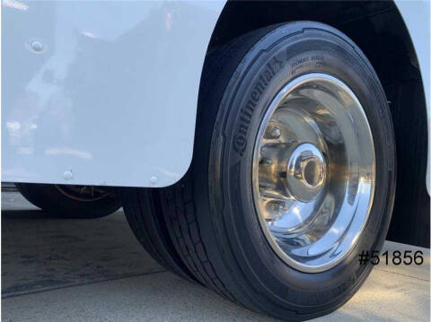 2016 Freightliner MT45 Chassis