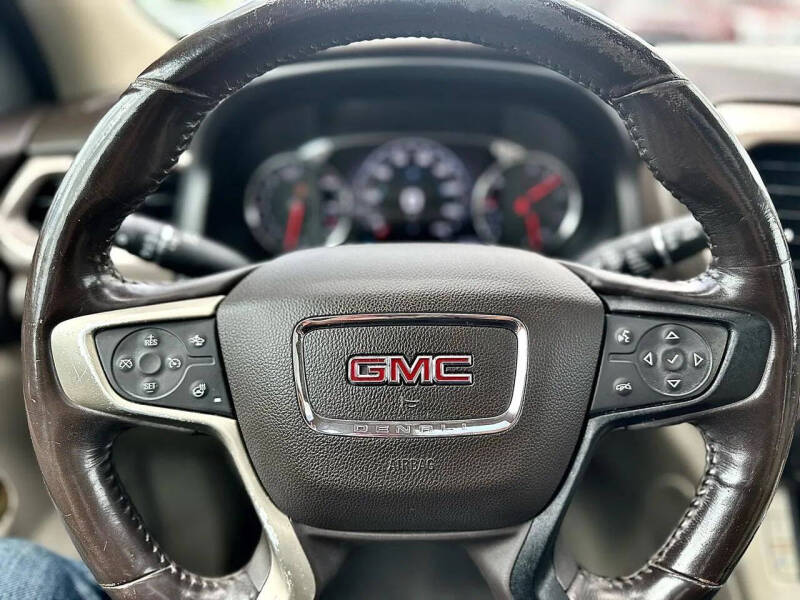 2018 GMC Acadia Denali