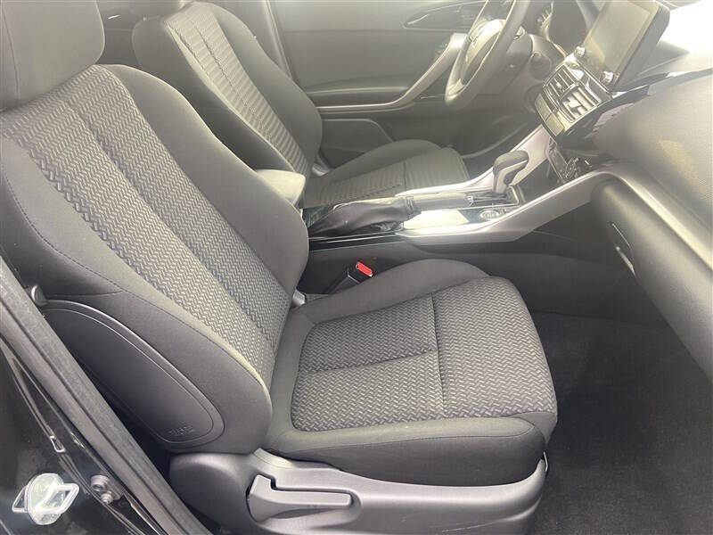 2024 Mitsubishi Eclipse Cross LE