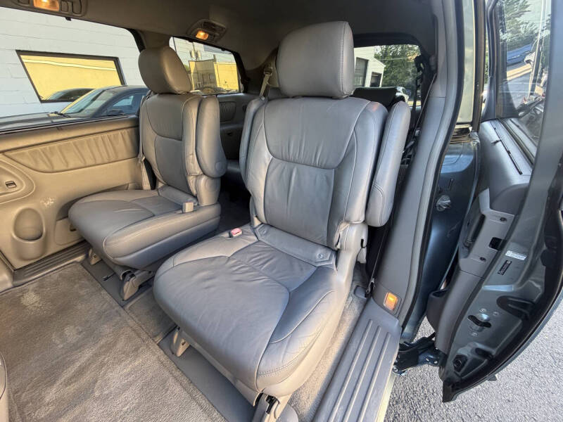 2005 Toyota Sienna XLE Limited 7 Passenger
