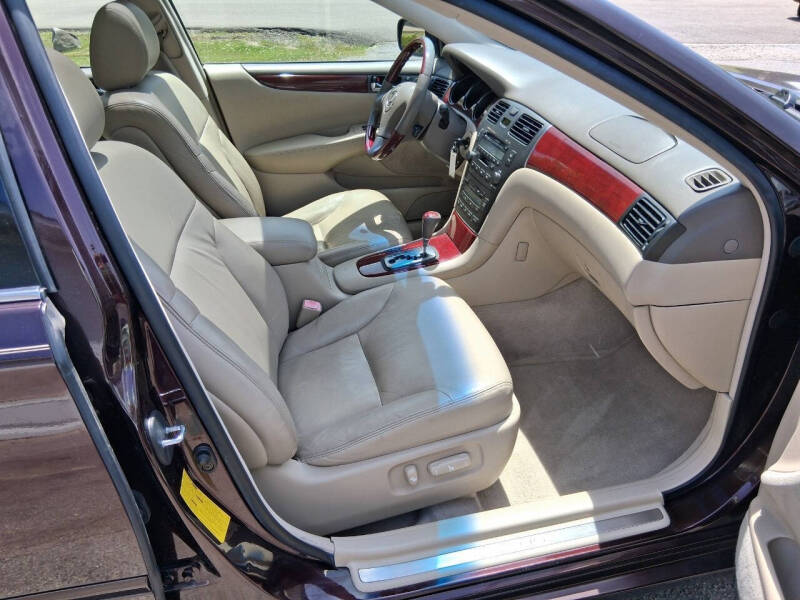 2004 Lexus ES 330