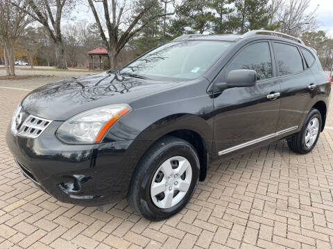 2015 Nissan Rogue Select for sale at PFA Autos in Union City GA