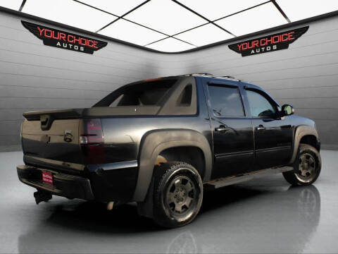 2011 Chevrolet Avalanche LS