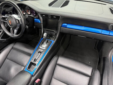 2017 Porsche 911 Carrera