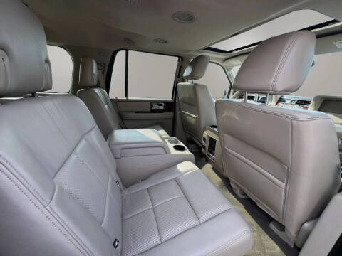 2011 Lincoln Navigator